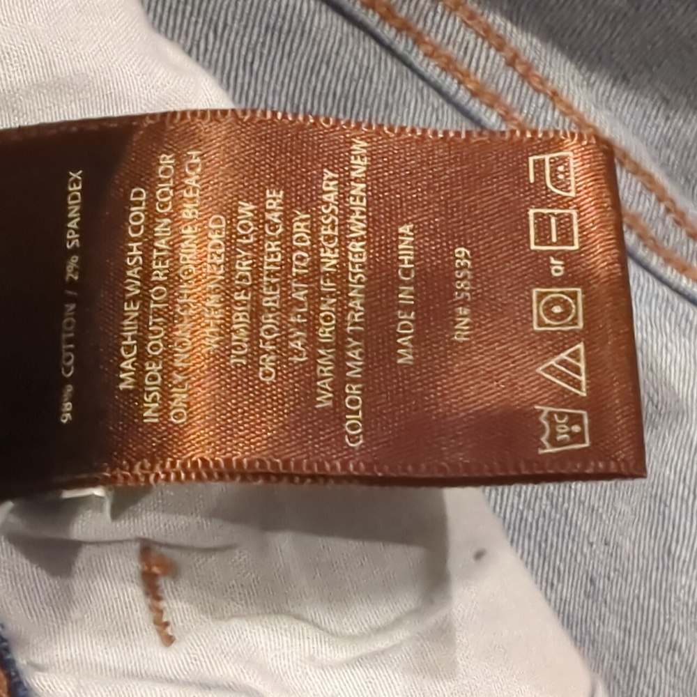 KUT from the Kloth Women's Blue Denim Shorts - Picture 3 of 4